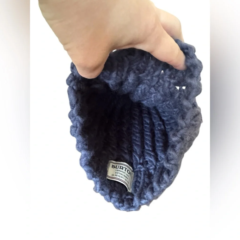 Burton Women’s Kismet handknit beanie Blue